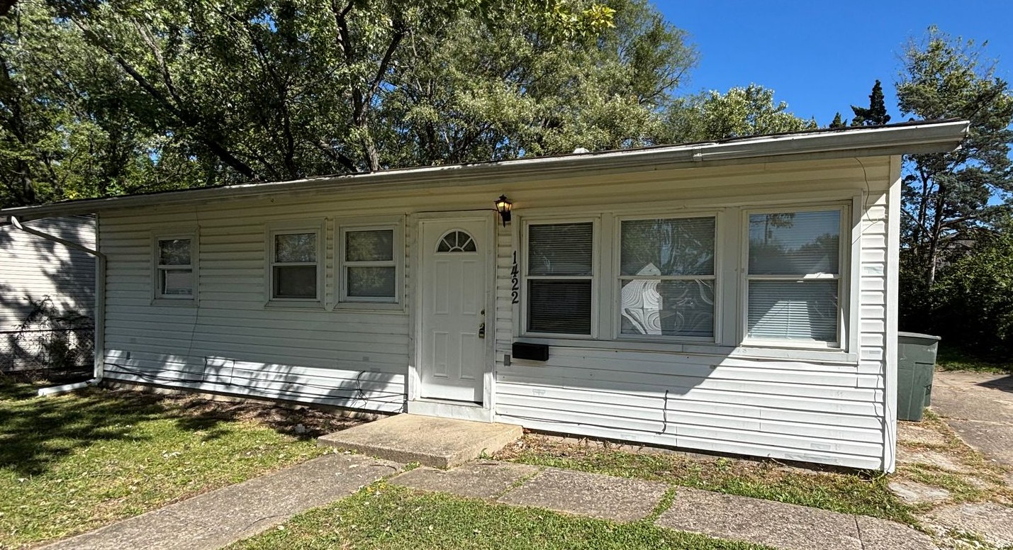 1422 Honeybee Dr., Dayton, OH 45417